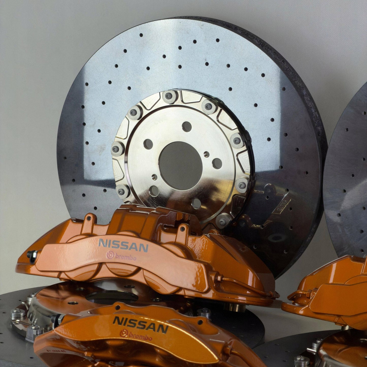 Konwersja Hamulców Ceramicznych Nissan GT-R R35 410 × 38 mm 400 × 30 mm