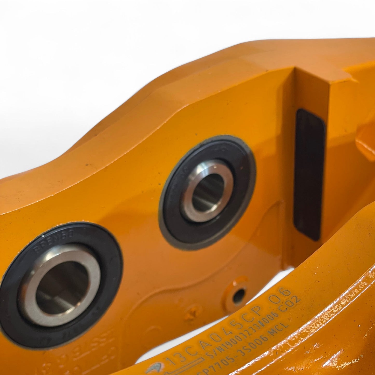 Zacisk Ceramiczny Przód McLaren 650S / 570S / 675LT – 13CA045CP.O6