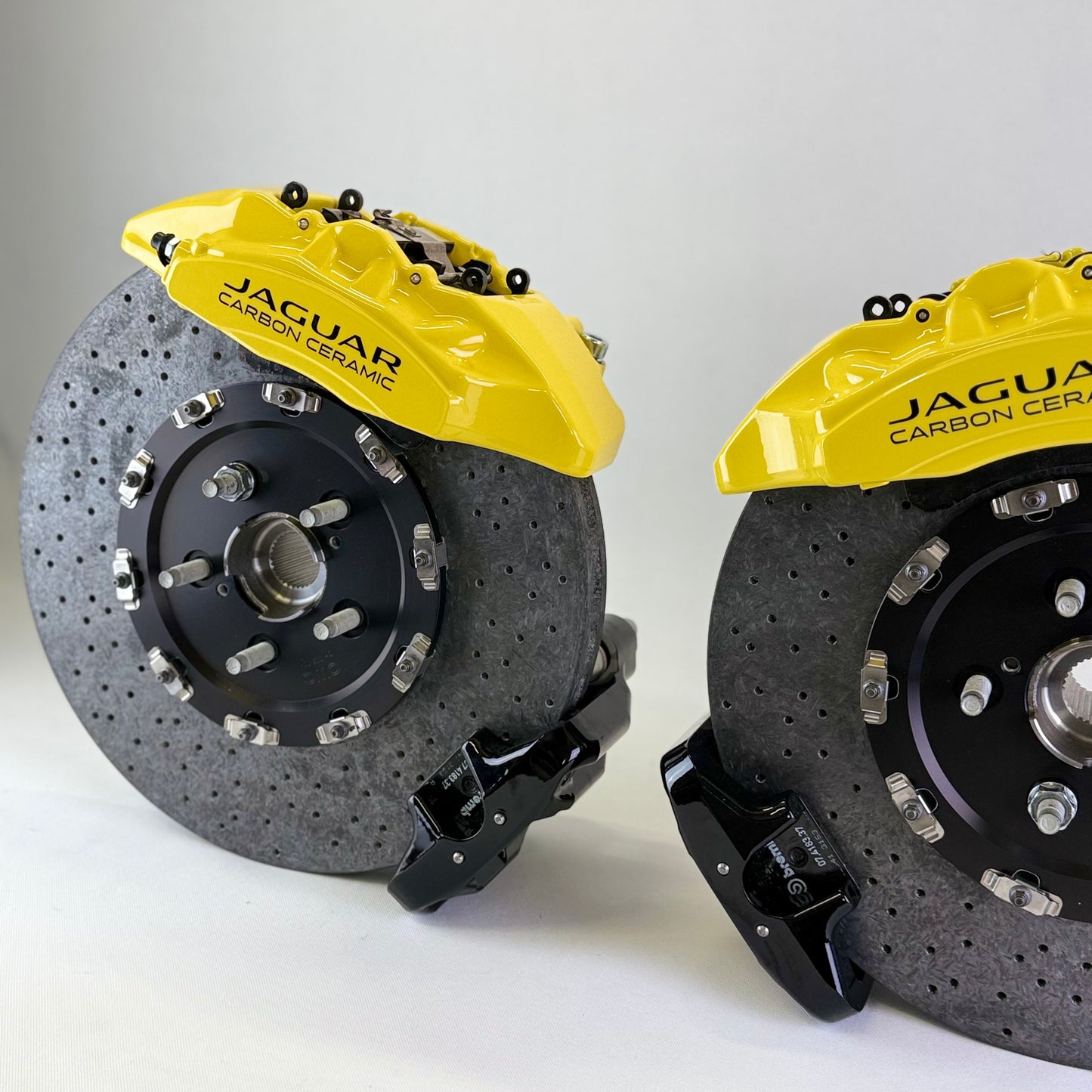 Konwersja Hamulce Ceramiczne Jaguar F-Type SVR 398x36mm 380x34mm 6T+4T Brembo